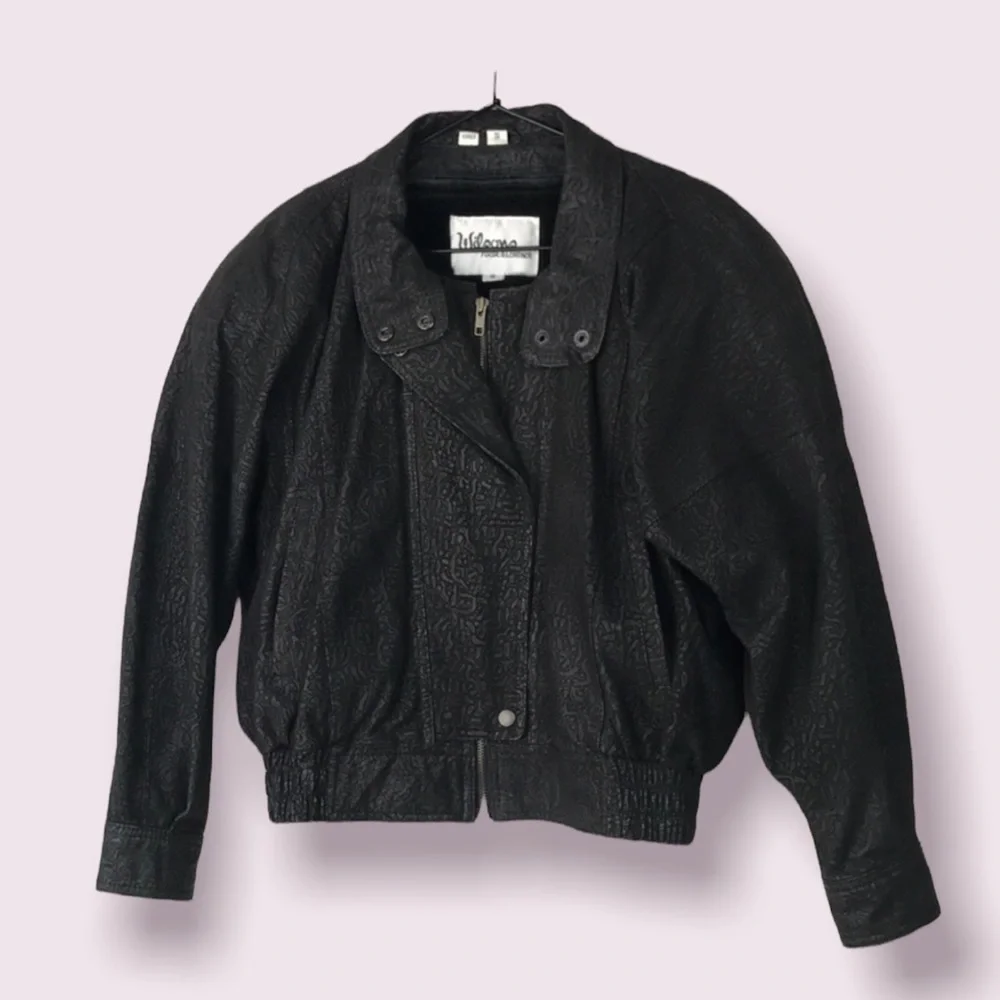 Wilsons Leather - VINTAGE Black Cheetah Print Bomber Jacket - Picture 1 of 14